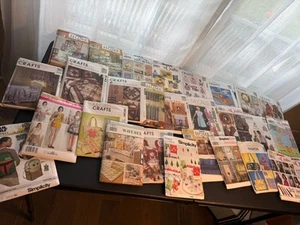 Lot of 28 Mixed Sewing Patterns Uncut Home Decor, Craft,holiday,bedding,apron ++ - Picture 1 of 10