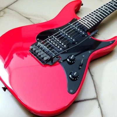 Guitarra Eléctrica Fernandes FR Escala Corta Roja con Estuche Blando y Selecciones Foto 1 de 4