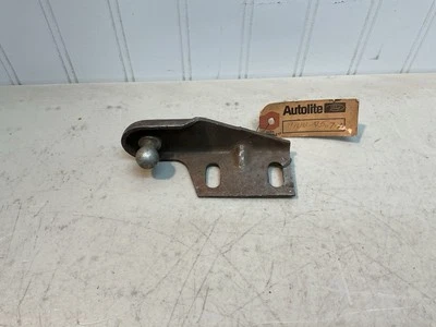 NOS 1961 1962 1963 FORD ECONOLINE CLUTCH Z BAR PIVOT BRACKET..NEW OE C1UU-7507-A - Image 1 of 3