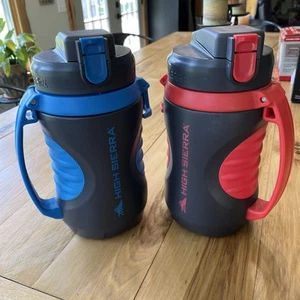 NEW High Sierra 64 oz 1/2 Gallon Sports Jug Water Bottle Lot of 2 Red and Blue - Picture 1 of 7