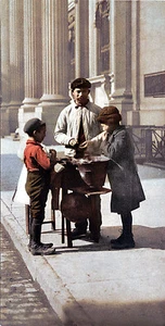 Estampado fotográfico de escena callejera de America, soporte castaño 1902 - Imagen 1 de 1
