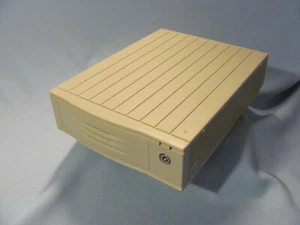 CAJA DE ALMACENAMIENTO EXTERNO SNT-2501 IDE/USB/1394/WS/U2W/U3W - Imagen 1 de 4
