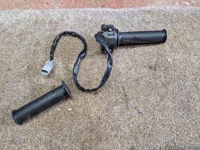 Ducati Diavel 2023 Throttle Control & Grips Fly By Wire #G39 - Image 1 of 4