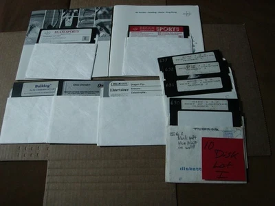 Commodore (10) 5.25" Disks LOT I, Team Sports, Indoor Sports, Bulldog, Chess + - Image 1 of 4
