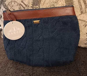 Darzzi darling navy snuggle pouch/clutch!NWTDarzzi - Picture 1 of 3
