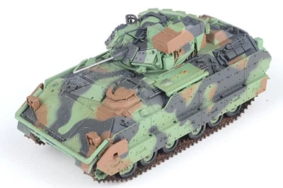 35053 Easy Model M2 Bradley 1/72 Model US Army - Image 1 of 2
