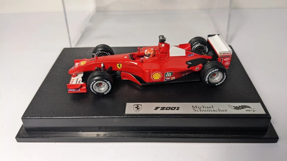 Miniature Hot Wheels Racing 1/43 : FERRARI - F2001 Michael Schumacher - Photo 1/4