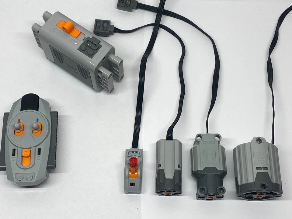 Lego Powerfunctions Motor M L XL Fernbedienung Batteriepack Empfänger Aussuchen - Bild 1 von 1
