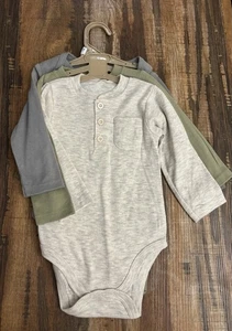 BRANDNEW Chickpea 3pc set longsleeve bodysuits 6-9months boys - Picture 1 of 3