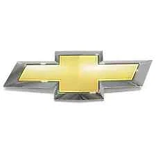 2013-2017 CHEVROLET TRAVERSE FRONT BUMPER GRILLE BOWTIE EMBLEM 84690300 - Image 1 of 1