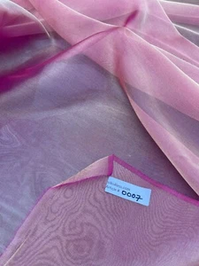 FABULOUS QUALITY SILK METALLIC ORGANZA PLAIN OR SILK TISSUE - FUCHSIA/ GOLD!!! - Picture 1 of 4
