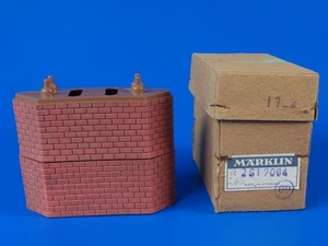 MARKLIN H0 - 7064 - 2x Bridge Pier / LITTLE WARPED - M Track (65)/ BOX - EXC - Picture 1 of 2