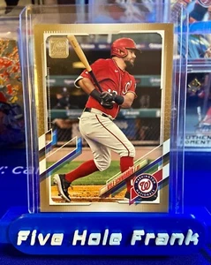 2021 Topps Series Two Base Gold /2021 Kyle Schwarber #473  - Bild 1 von 3