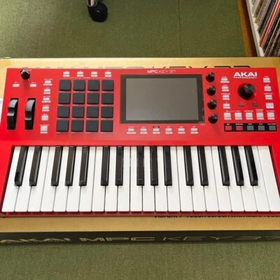 Akai Professional MPC Key 37 Standalone Production Keyboard Sampler New Japan - Image 1 of 4