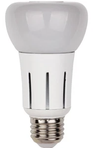 Westinghouse 7 Watt (Replaces 40 Watt) Omni A19 LED 💡 - Picture 1 of 5