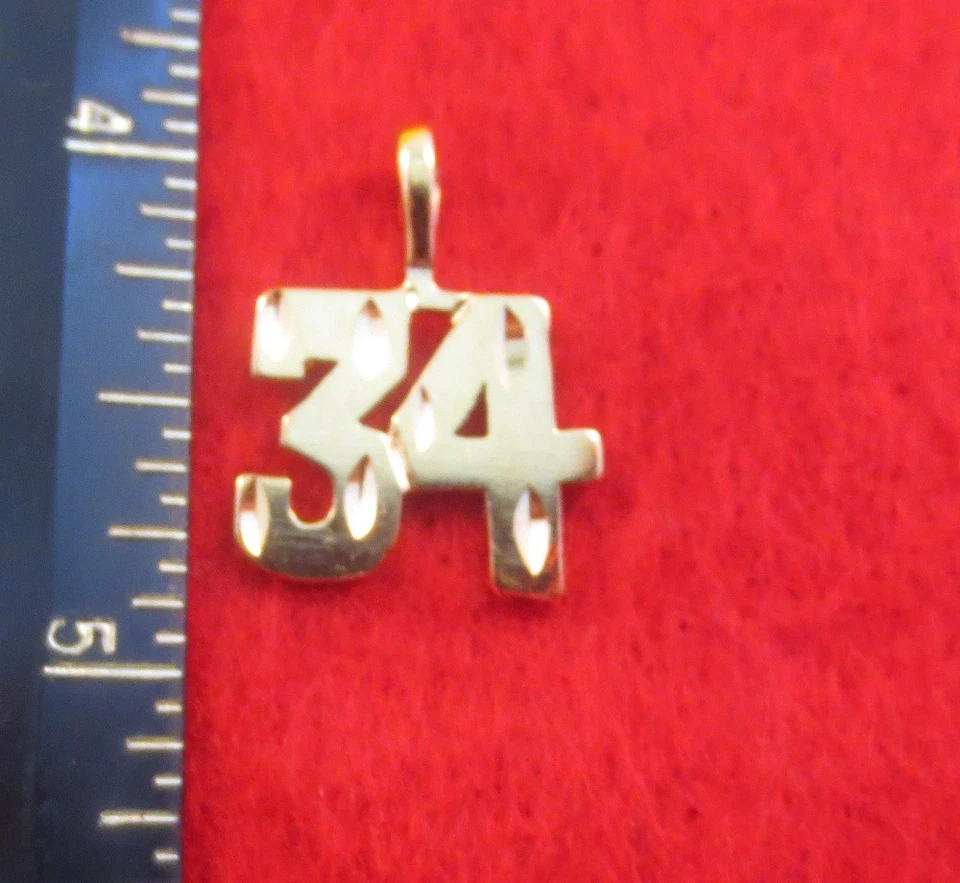 14KT GOLD EP NUMBER "34" DIAMOND-CUT CHARM - Image 1 of 1
