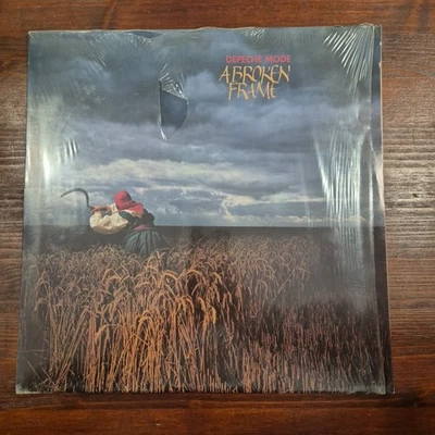 LP Depeche Mode - A Broken Frame MUT 20329 Italy Musica Rock Pop Vinile - Image 1 of 4