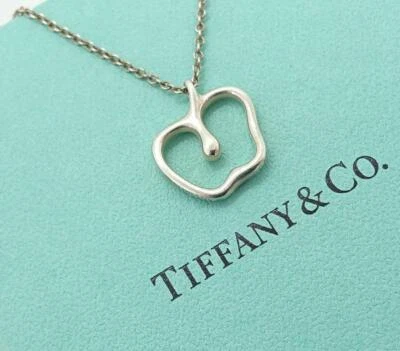 Collana con ciondolo mela originale Tiffany & Co. in argento sterling 925 Els... - Immagine 1 di 4