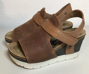OTBT Waypoint Wedge Platform Sandals Brown Leather Strap Open Toe Shoes Sz 8 EUC - Picture 1 of 12