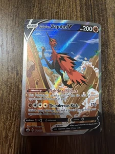 Pokemon TCG Chilling Reigns Galarian Zapdos V 174/198 Alternate Art Ultra Rare - Bild 1 von 2