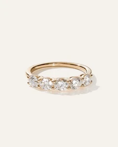 14k Solid Gold Diamond Ring, 1.50CTW Lab Grown 5 Diamond Wedding Band for Her - Picture 1 of 3