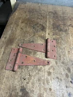 Antiguo juego de pares de bisagras de correa de puerta de granero primitivo herrero forjado Foto 1 de 4