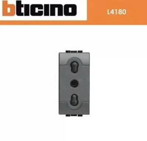 ORIGINALE BTICINO L4180-PRESA BIPASSO LIVINGLIGHT INTERNATIONAL - Foto 1 di 1