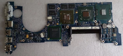 Apple MacBook Pro 820-2054-B Logic Board- Motherboard - Image 1 of 3