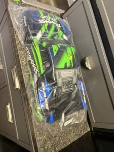 TRAXXAS SLASH OEM•ORIGINAL BODY SHELL: Uses Body Clips / NEW - Picture 1 of 10