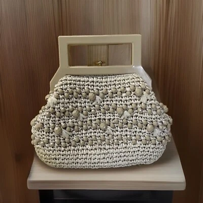 Vtg White Beige Beaded & Plastic Loop Lock Frame  Made Italy Straw Footed Purse - Image 1 of 4
