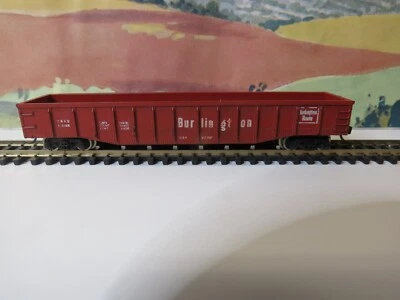 N - AHM Roco - 50'  Gondola, Burlington CB&Q   Mag Couplers  Excl no box - Image 1 of 3