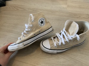 beige converse high tops