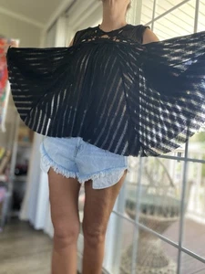 Free People schwarzes fließendes T-Shirt Spitzendetail Boho Top Damen Gr. M - Bild 1 von 9