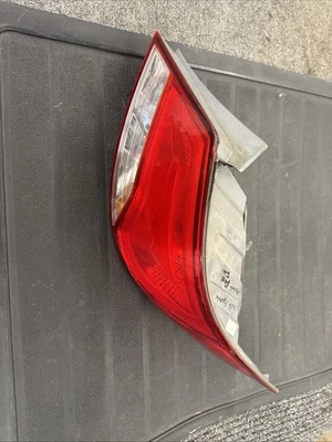 Lâmpada traseira de passageiro direita Hyundai Accent 2015 2016 2017 fabricante de equipamento original - Imagem 1 de 4