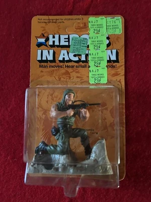 Vintage Mattel Heroes in Action #7357 Sniper on Card - Image 1 of 3