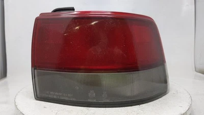 1995-1995 Hyundai Scoupe Passenger Right Side Tail Light Taillight Oem W6EM0 - Image 1 of 4