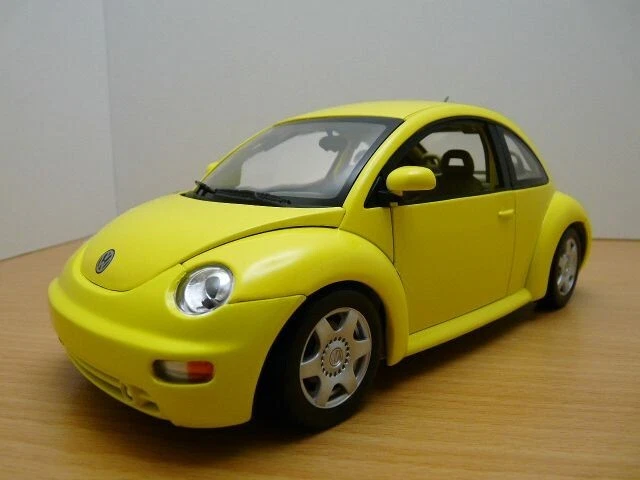 VOLKSWAGEN NEW BEETLE jaune GATE 1/18 - Image 1 of 1