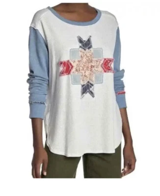 184. Camiseta térmica Free People - We the Free Lone Star patchwork $128 nova com etiquetas - Imagem 1 de 4