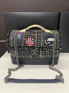 CHANEL Icon 2-Wege Handtasche - Bild 1 von 11