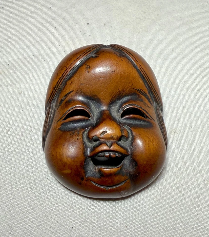 Antique Japanese Hand Carved Boxwood Netsuke Okame Noh Mask Mennetsuke Sculpture - Imagem 1 de 4