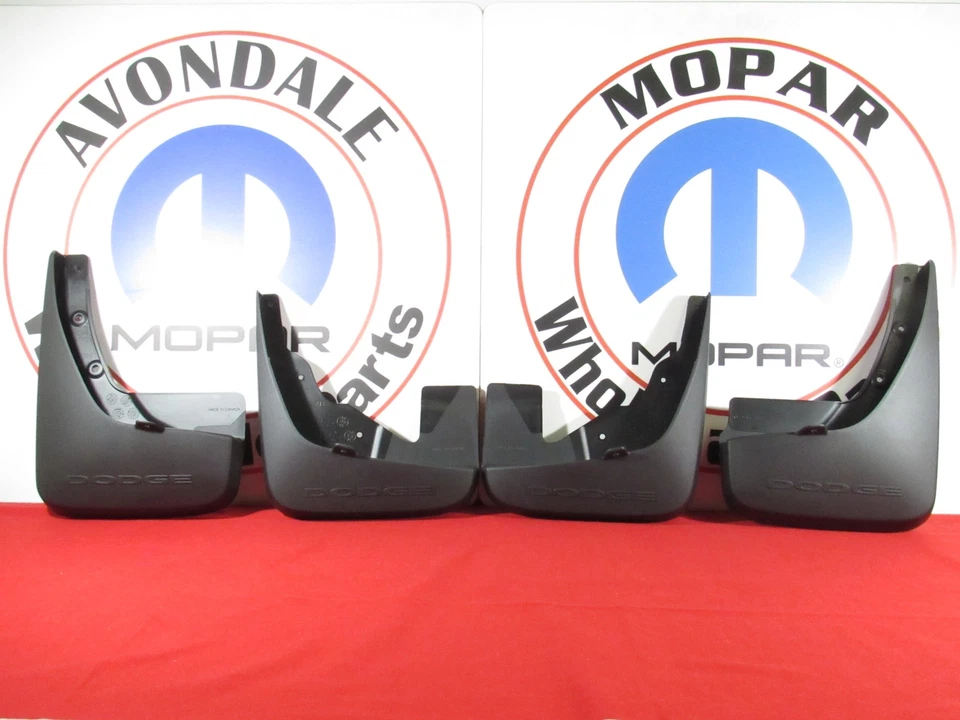 Dodge Journey  Molded Front & Rear Splash Guards NEW OEM MOPAR - Imagem 1 de 4