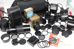 FOTOCAMERA REFLEX CONTAX 139 35 MM PELLICOLA CARL ZEISS 50 MM OBIETTIVO 1,7 28 MM 2,8 TLA20 FLASH + - Foto 1 di 16