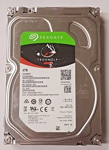 4 TB SATA Seagate Ironwolf HDD Nas ST4000VN008 5900rpm 64MB 3.5 " Disque Dur - Picture 1 of 1