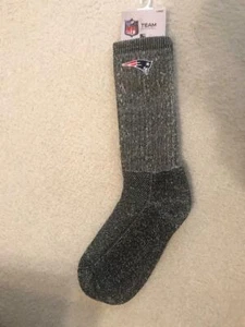 NEW ENGLAND NFL PATRIOTS CREW SOCKS TWEED M8704 LARGE LG 10-13 MADE USA - Picture 1 of 1