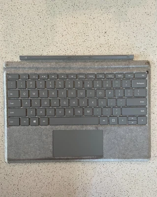 Microsoft - Cubierta tipo Surface Pro - Gris QC7-00098 Foto 1 de 4