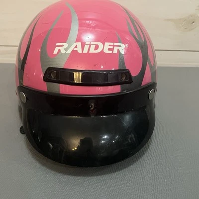 Medio casco de motocicleta RAIDER rosa llamas talla pequeña para mujer con visera DOT   Foto 1 de 4