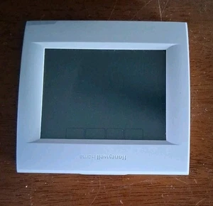 Honeywell Home Digital Programmable Touchscreen Thermostat TH8321WF1001 - Picture 1 of 5