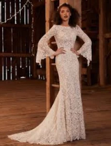 LaPerle Ruslana wedding dress NWT!! Sz 8 SKU75059 - Picture 1 of 9