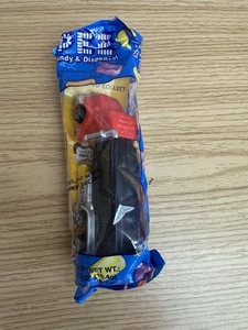 Sattelzug PEZ Dispenser rot Fahrerhaus schwarz Anhänger neu versiegelt - Bild 1 von 3
