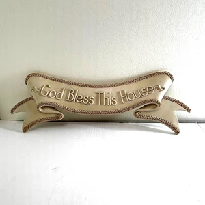 Placa de pared religiosa vintage God Bless This House cinta de bendición pancarta beige - Imagen 1 de 6